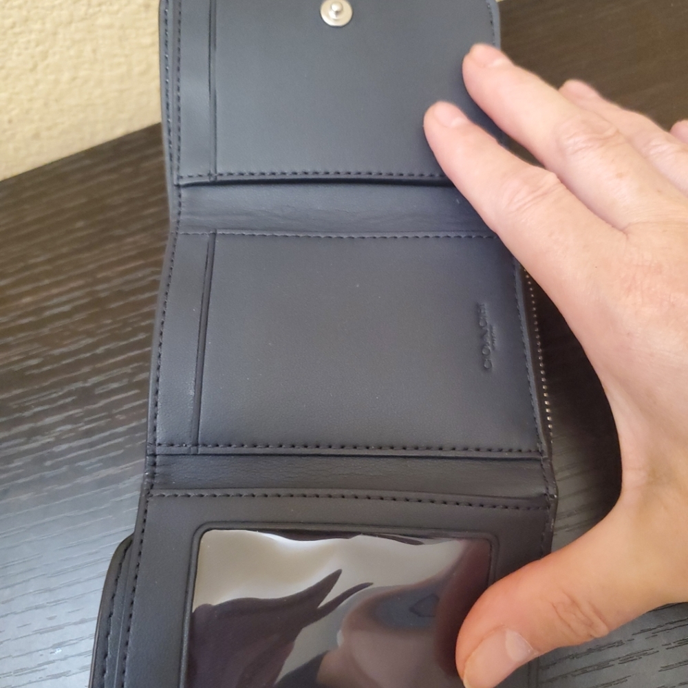 Coach Retro  Small Wallet In Colorblock - Picture 6 of 10